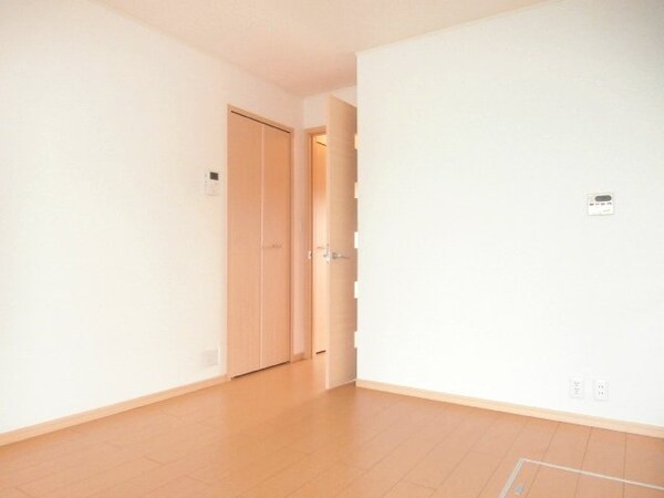 内装他(同仕様)