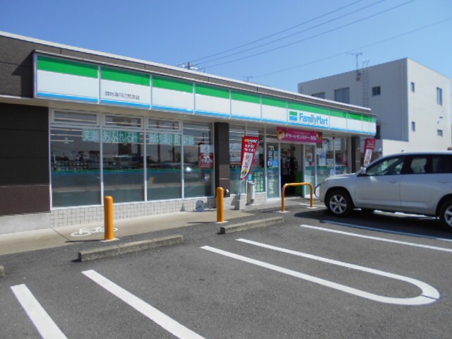 ファミリーマート 御坊湯川町財部店様