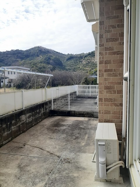 物件内観写真22　(同仕様 専用庭)