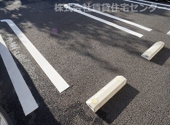 物件外観写真2　(同仕様)