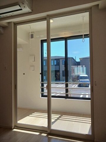 物件内観写真17　(サンルーム)