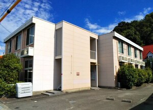 レオパレスあきば外観写真
