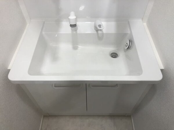独立洗面台