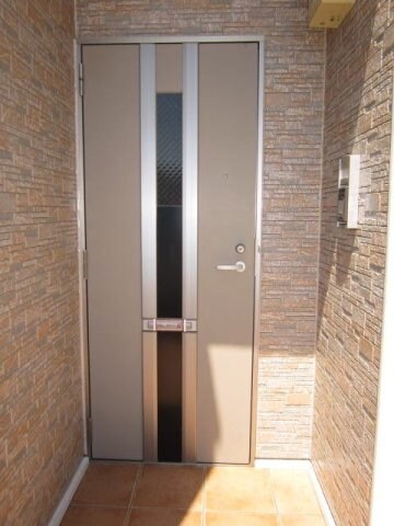 物件外観写真2　(同仕様)