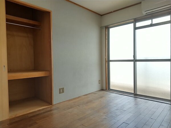 居室(同仕様)