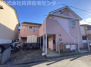 レオパレス湊第2外観写真