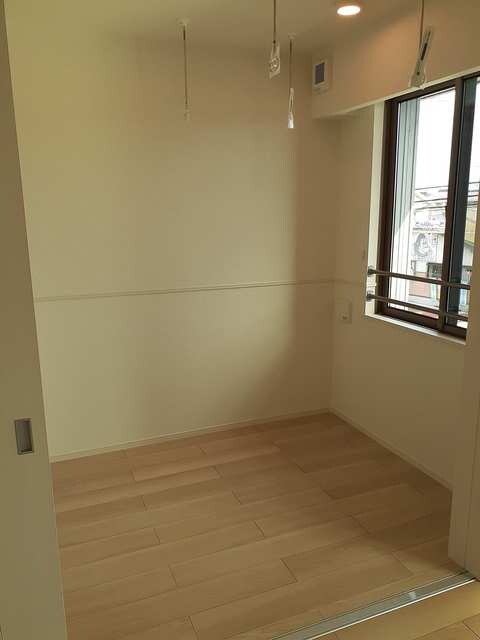 物件内観写真17　(サンルーム)