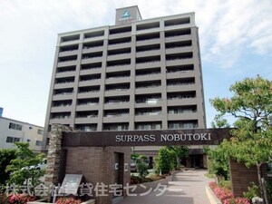サーパス延時外観写真