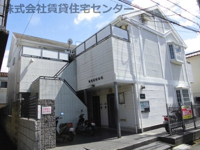 六十谷第３マンションの物件外観写真