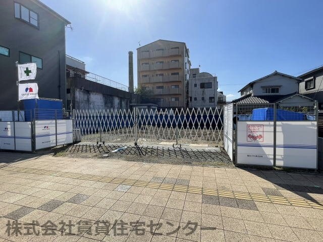 物件外観写真2　(建設中)
