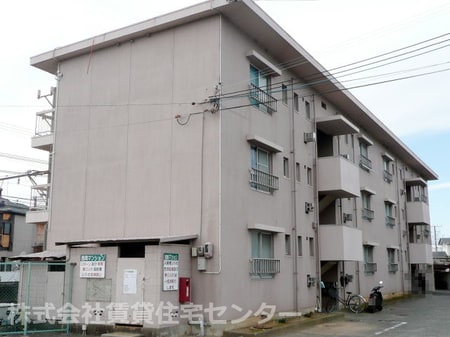 西岡マンション外観写真