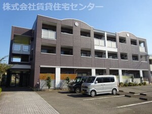ラトゥール外観写真