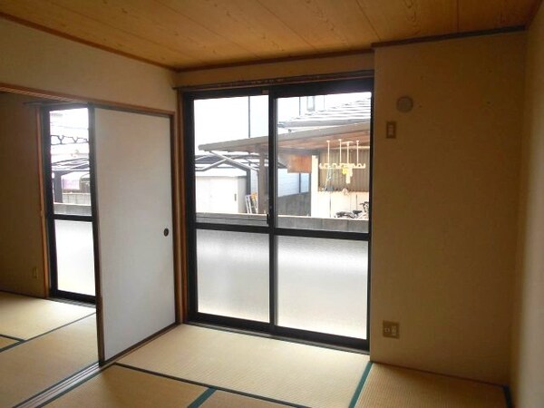 居室(同仕様)
