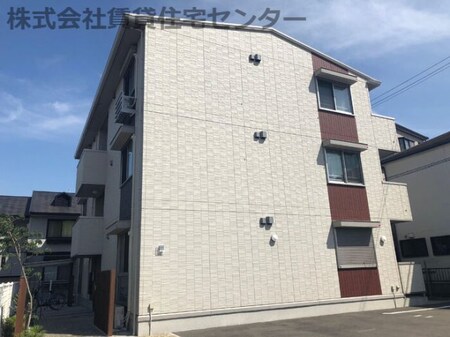 ドゥース エラブル外観写真