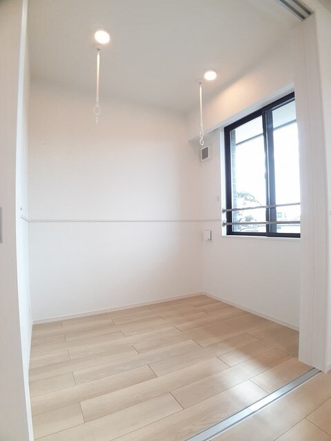 物件内観写真27　(サンルーム)