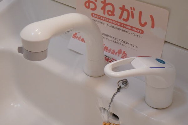 独立洗面台