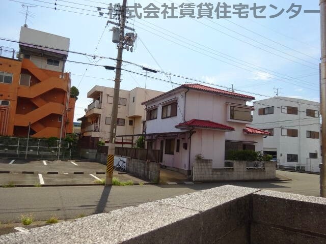 物件外観写真2　