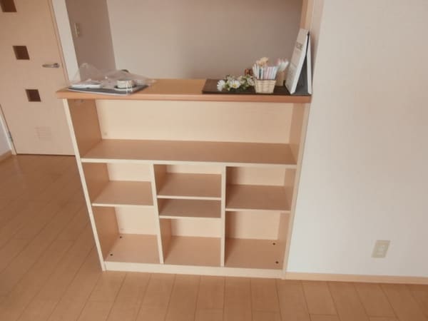 内装他
