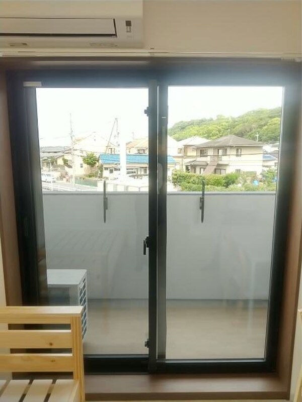 内装他
