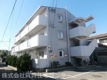 カサミア八幡の外観写真