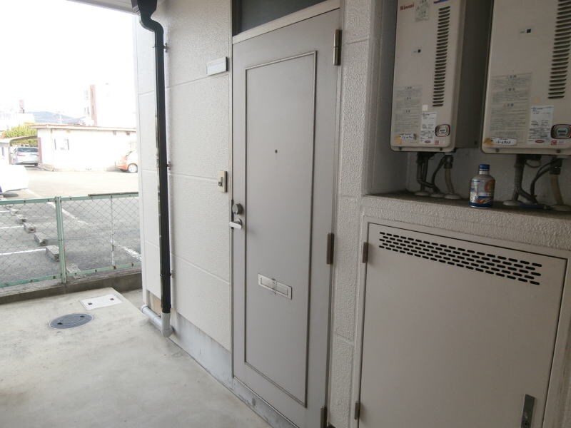 物件外観写真2　(同仕様)