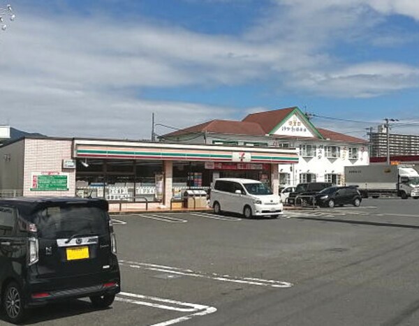 周辺環境(セブンイレブン 高野口町伏原店様 1676m)