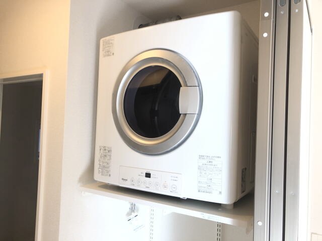 物件内観写真12　(衣類乾燥機)