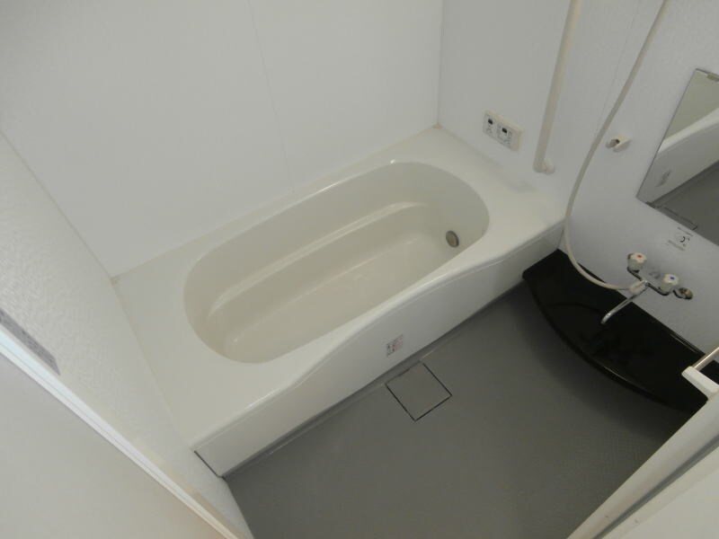 物件内観写真8　(同仕様)