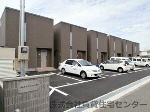 クレアンジュソーラス外観写真