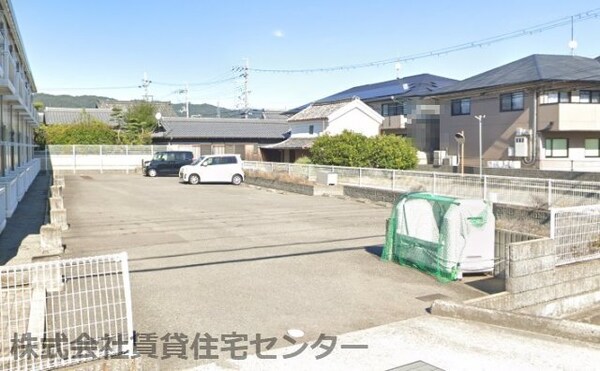 駐車場(敷地内に駐車場あり)