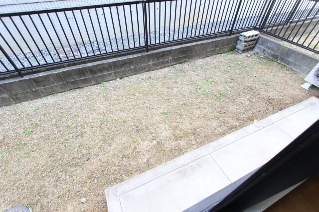 物件内観写真18　(庭)
