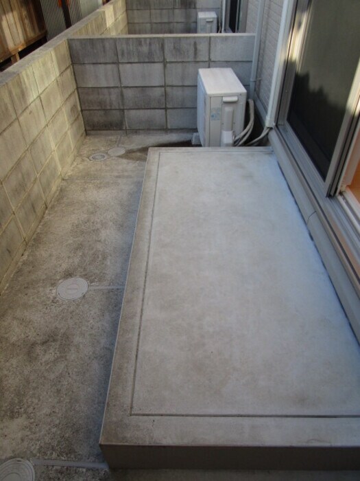 物件内観写真16　(テラス)