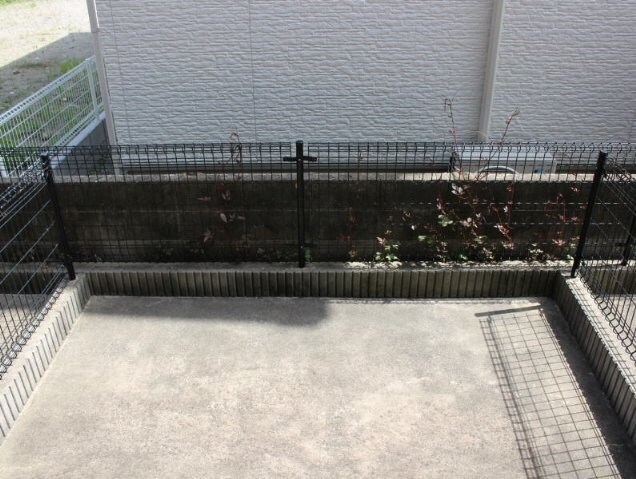 物件内観写真16　(庭)