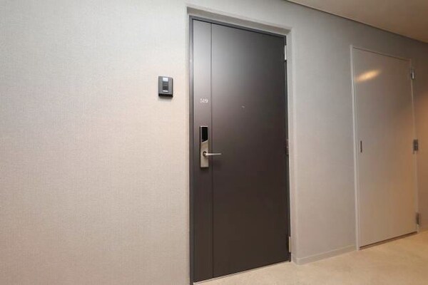 エントランス(同仕様)