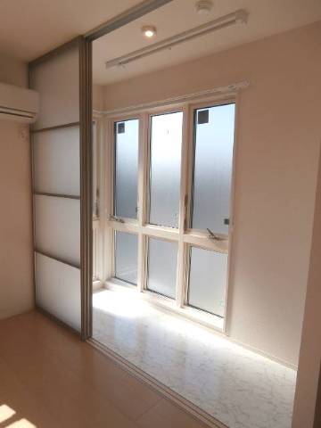 物件内観写真20　(サンルーム)