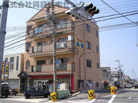 レジデンス紀ノ川外観写真