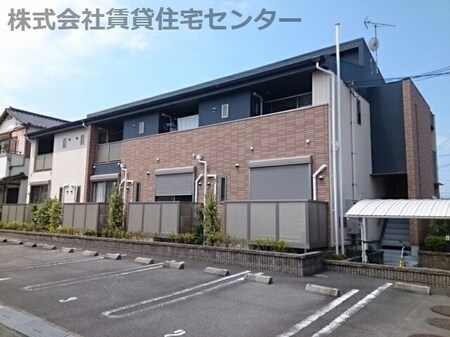 ぺシュール西小二里外観写真