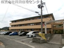 メゾンルピナスの外観写真