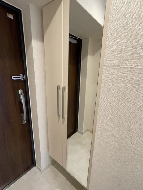 内装他