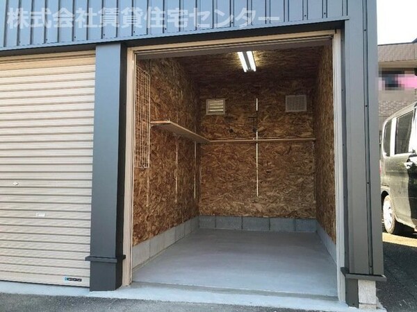 建物設備(バイクガレージ)