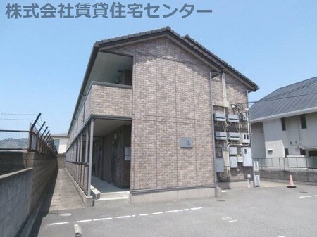 モナリエ道外観写真
