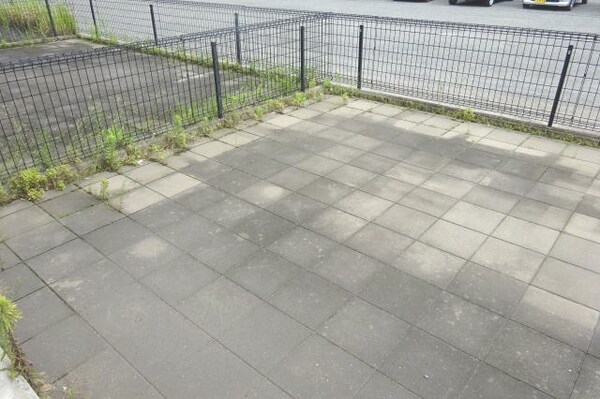 バルコニー(専用庭)