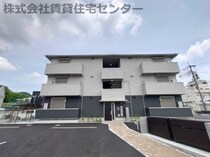 阪和線・羽衣線 六十谷駅 3階建 築2年の外観写真