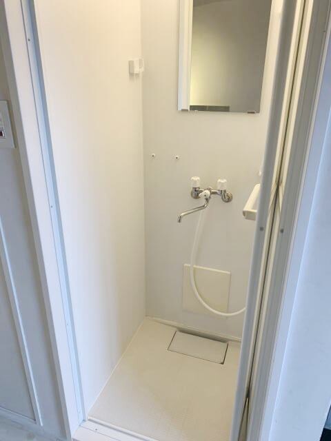 物件内観写真9　(シャワールーム)