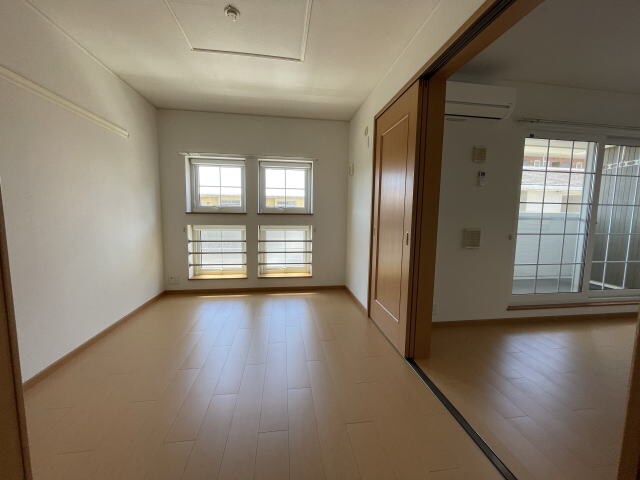 物件内観写真13　(同仕様)