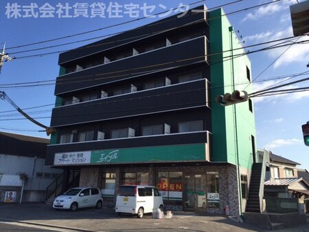 クラウンハイツ向外観写真
