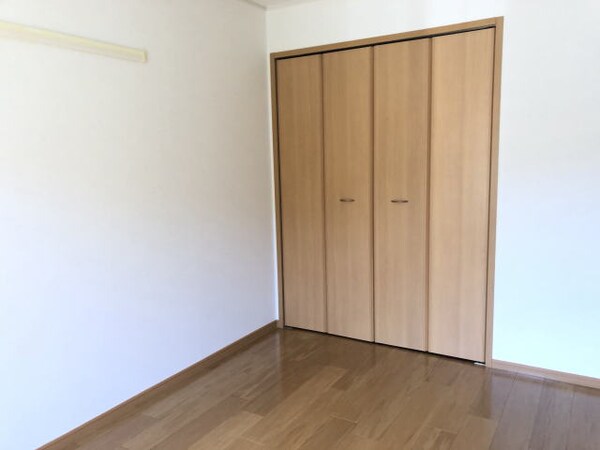 内装他