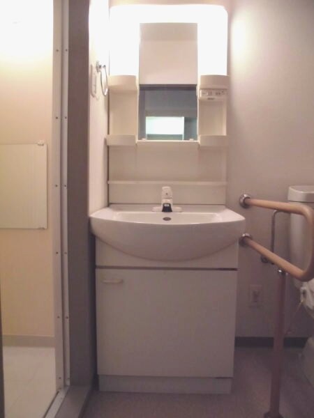 物件内観写真8　(同仕様)