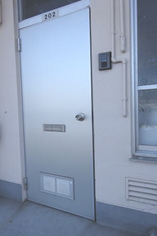 物件外観写真2　(同仕様)