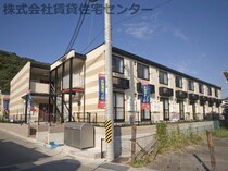 レオパレス紀ノ川の外観写真